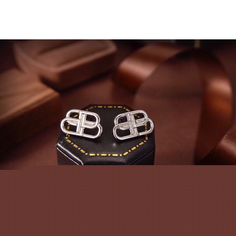 Ba*len*cia*ga earrings